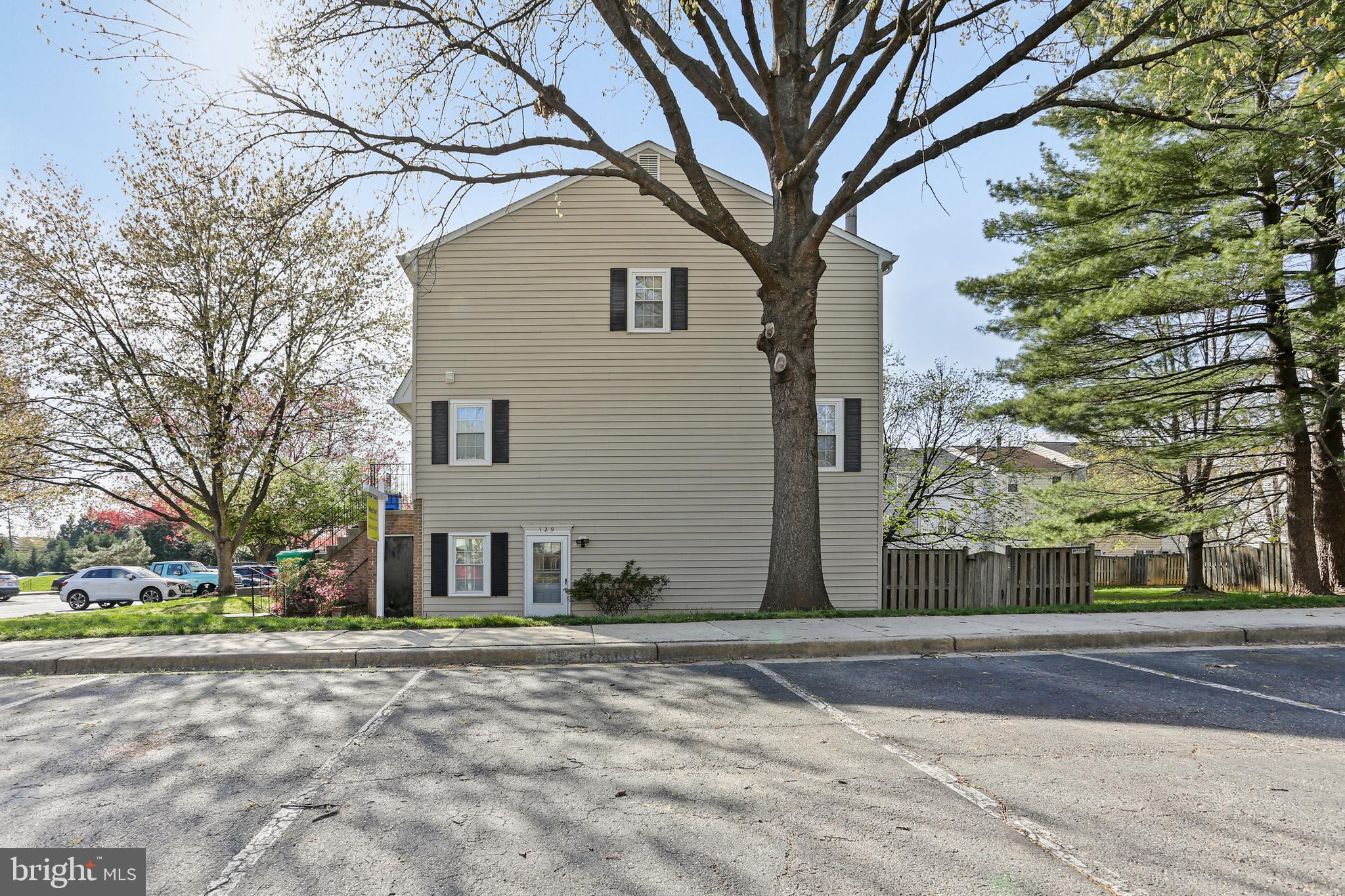 GREENS OF WARTHER - Residential Lease