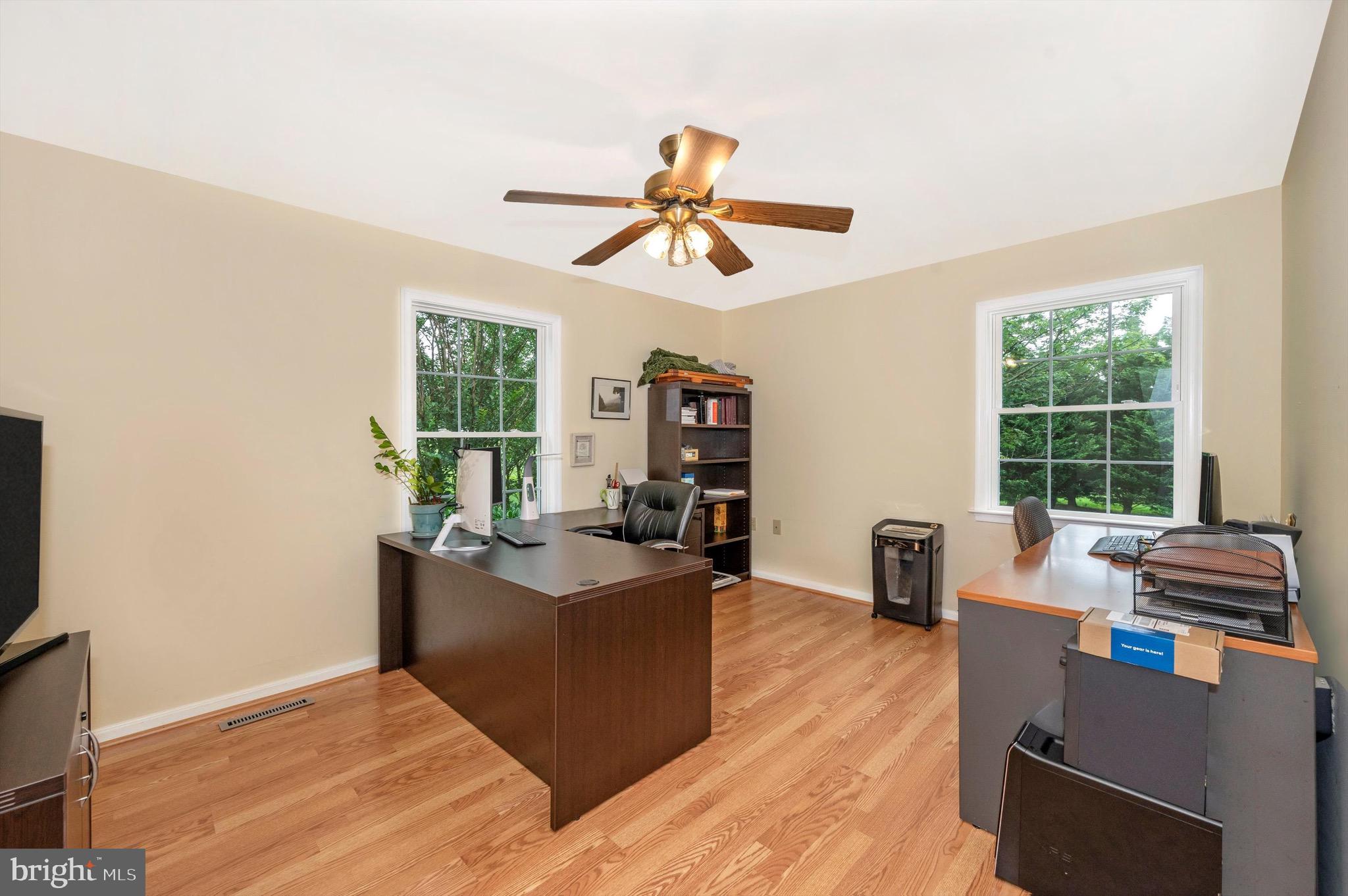 HOLLOW ESTATES - Residential