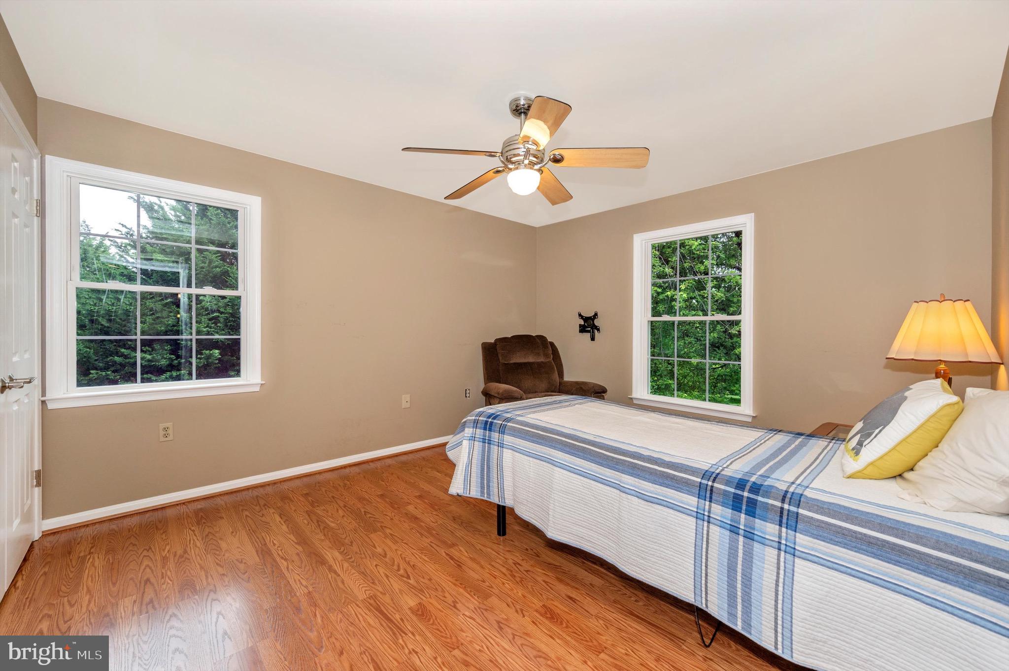 HOLLOW ESTATES - Residential