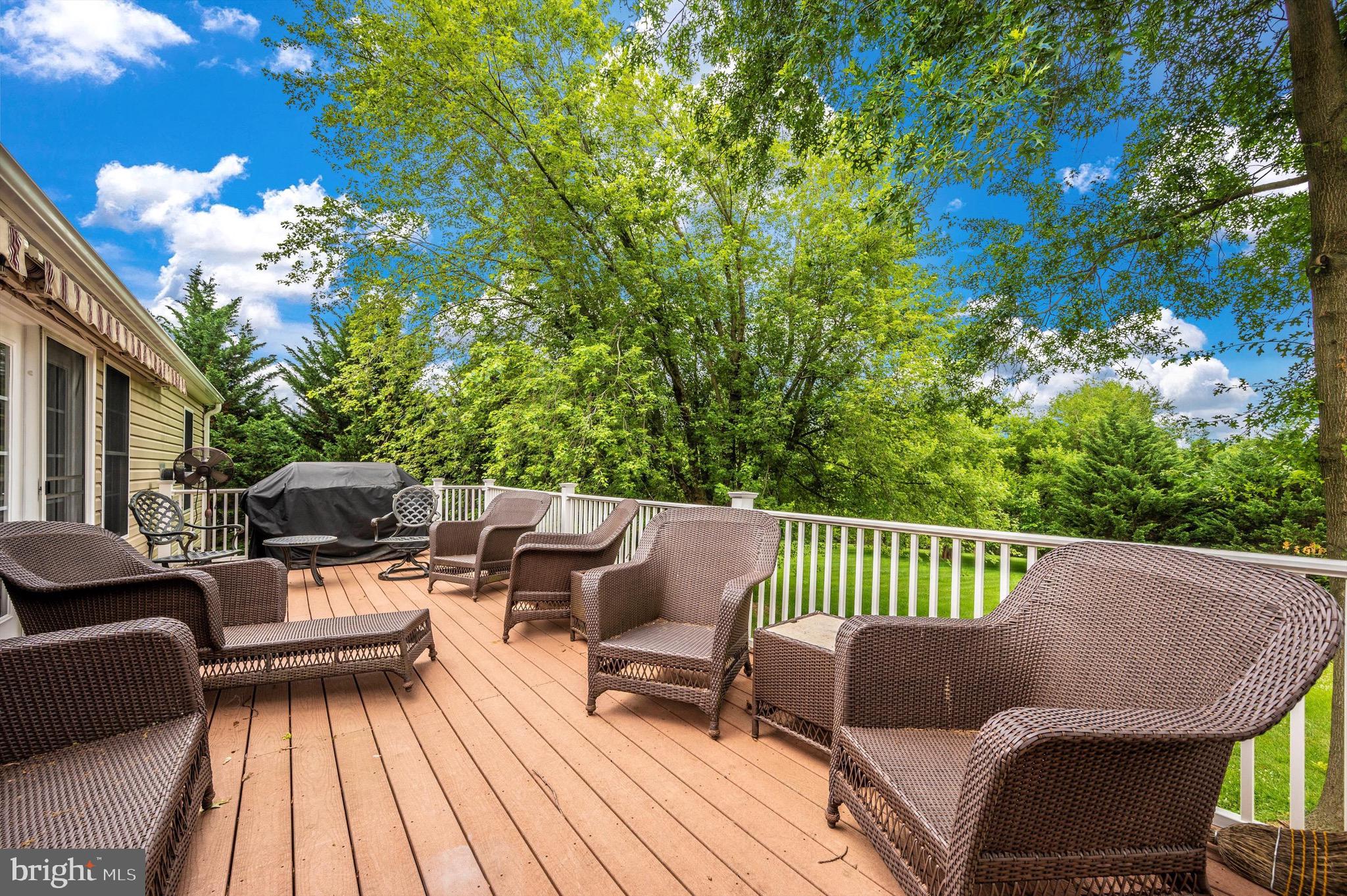 HOLLOW ESTATES - Residential