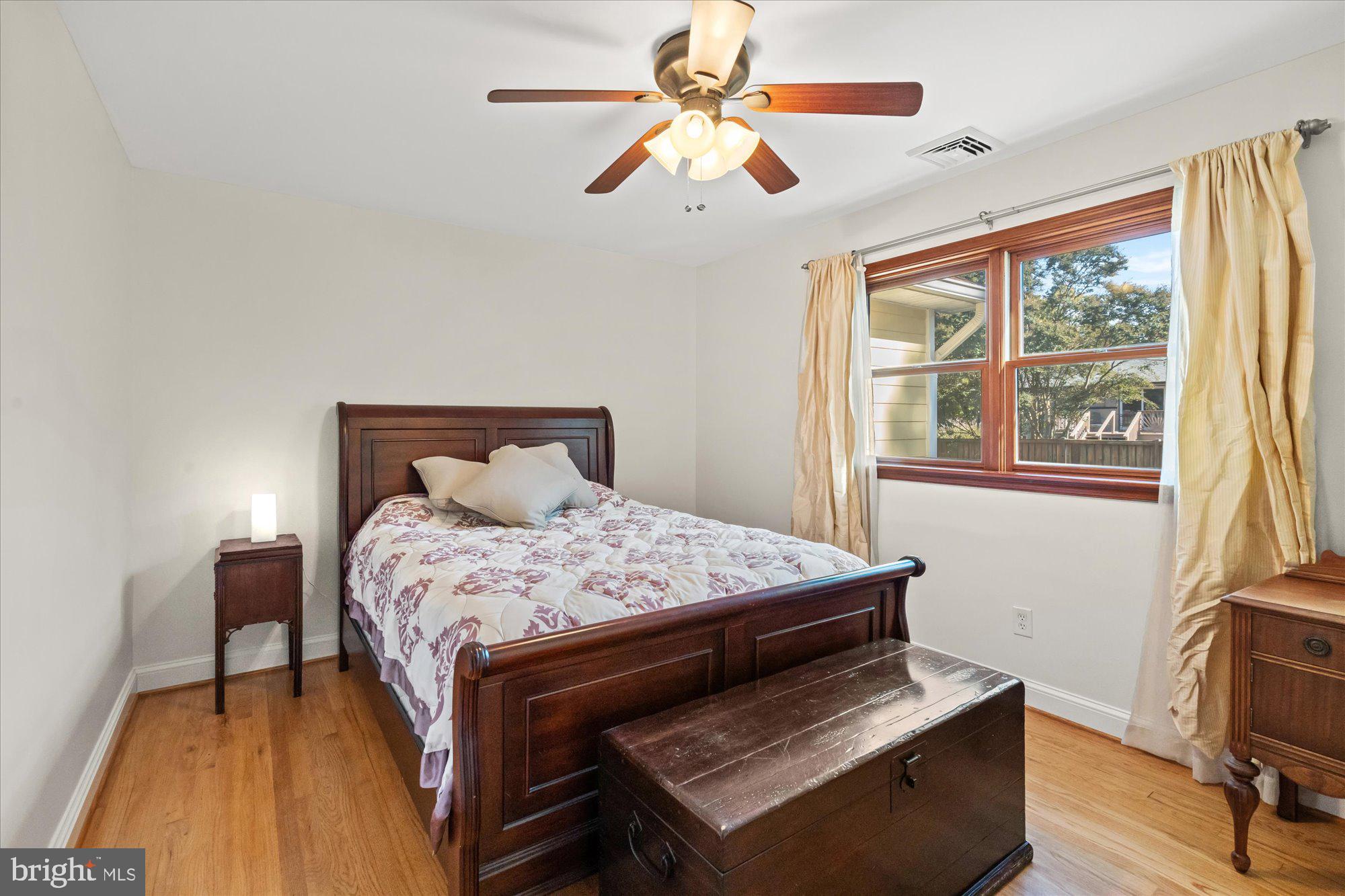 WAYNEWOOD - Residential