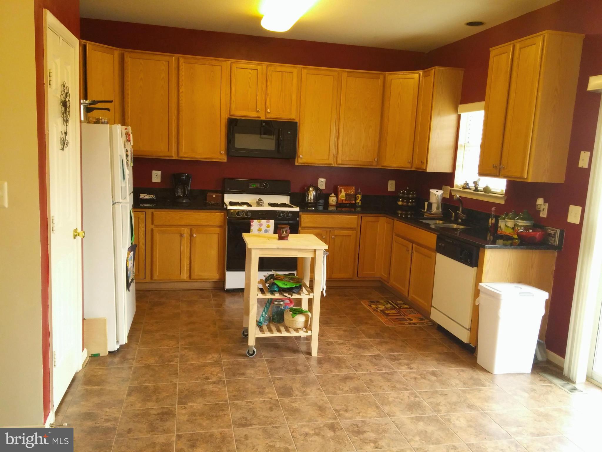 CROSSROADS MANOR - Residential Lease