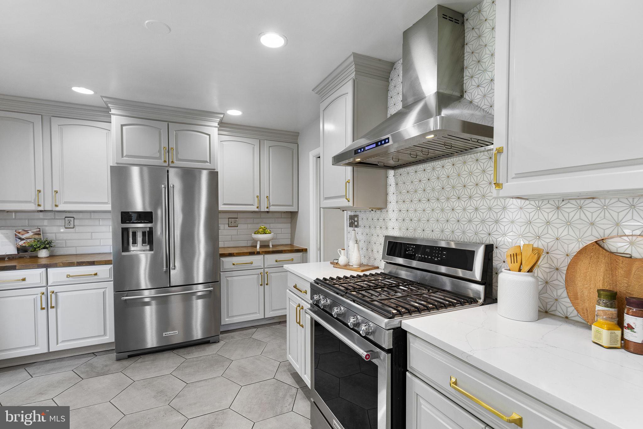 WEST LEWINSVILLE HEIGHTS - Residential