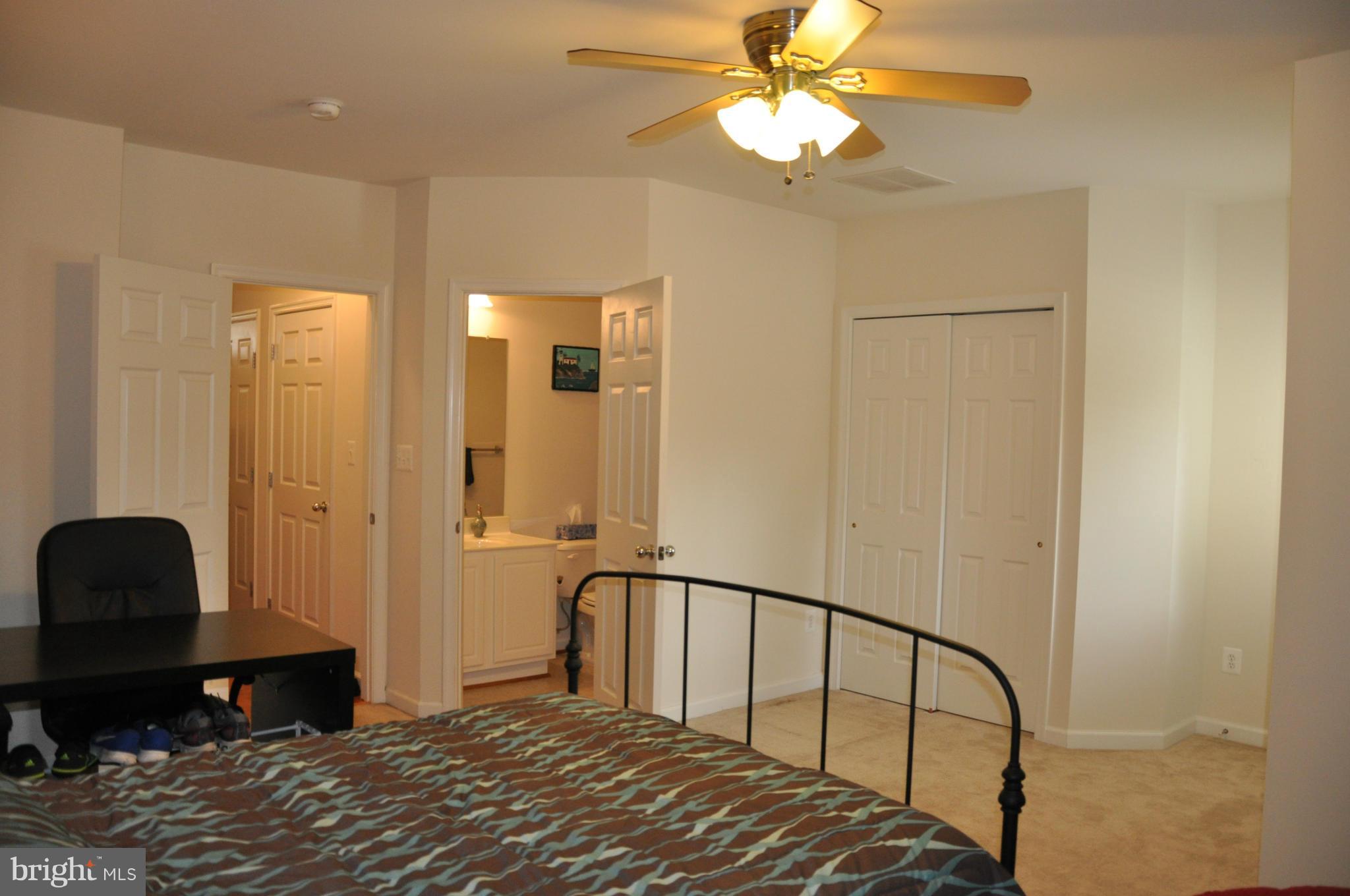 RIVER OAKS-BROOKFIELD CO - Residential