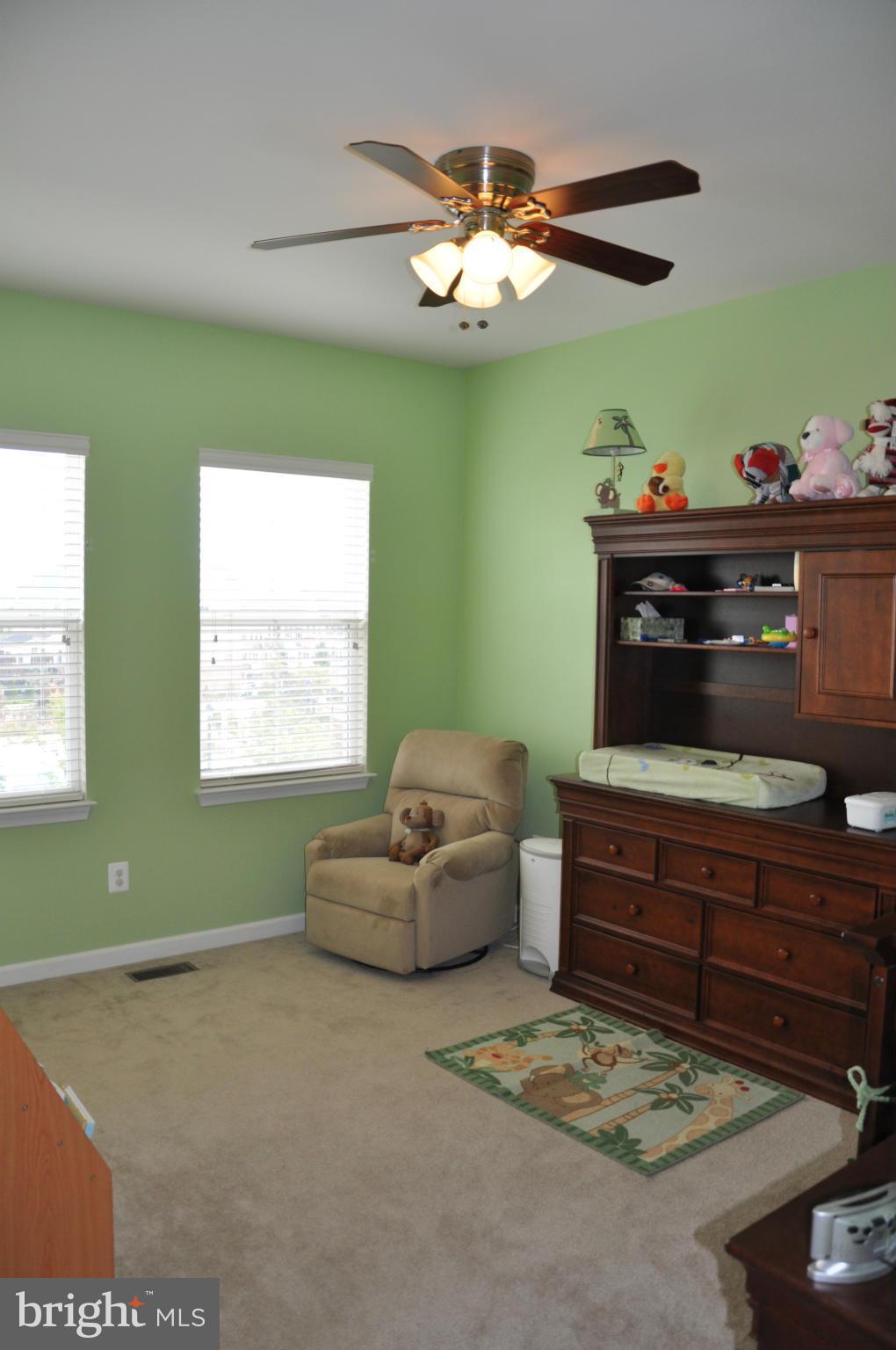 RIVER OAKS-BROOKFIELD CO - Residential