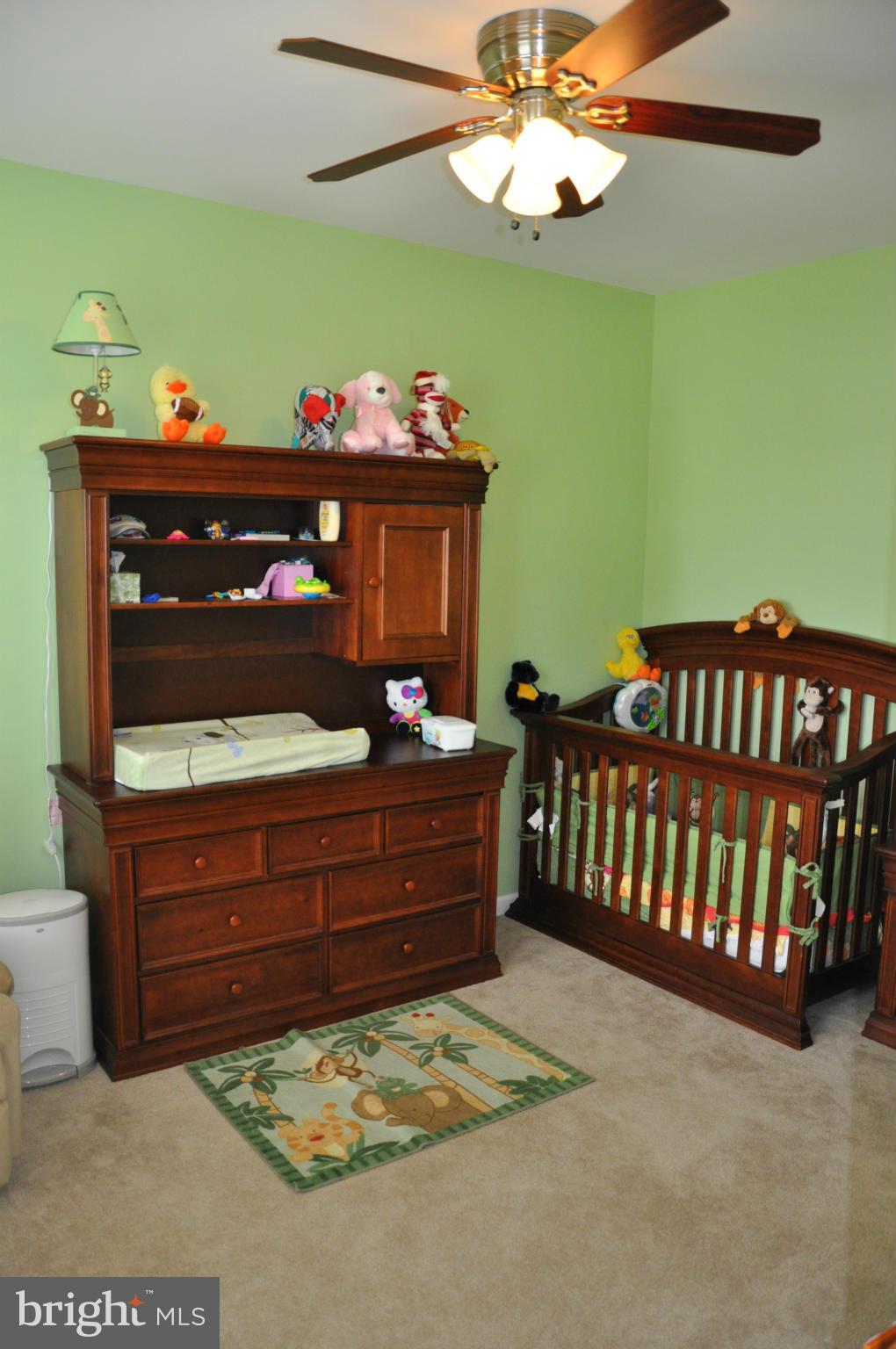 RIVER OAKS-BROOKFIELD CO - Residential