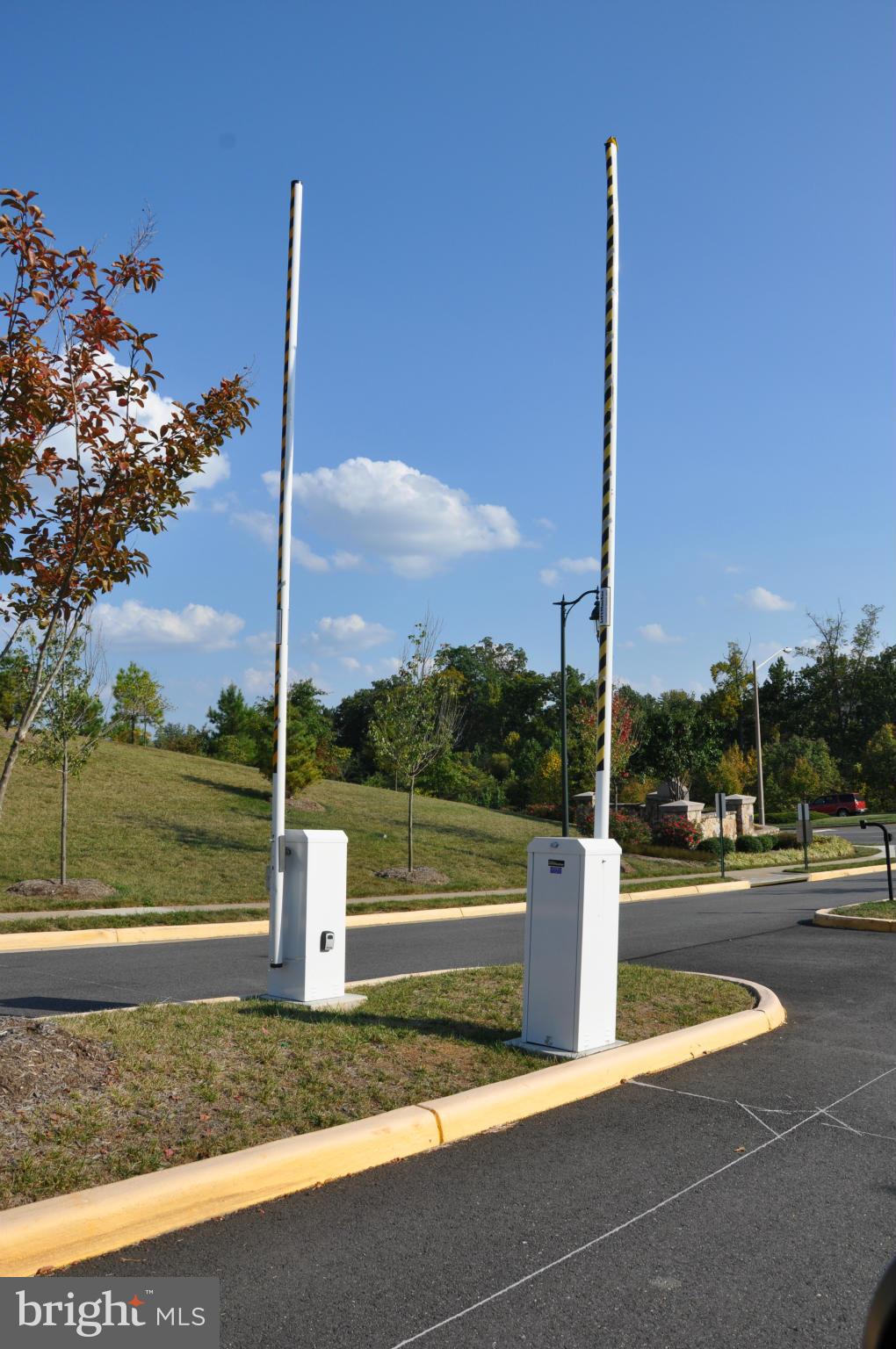 RIVER OAKS-BROOKFIELD CO - Residential