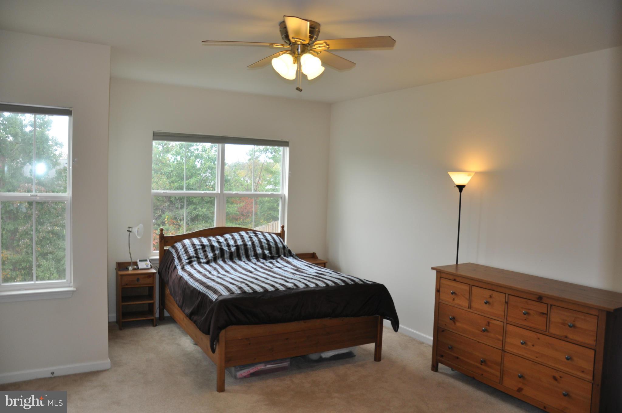 RIVER OAKS-BROOKFIELD CO - Residential