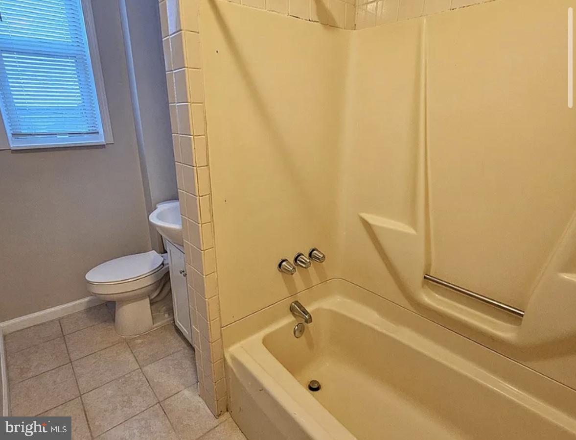 MILL HILL - Residential