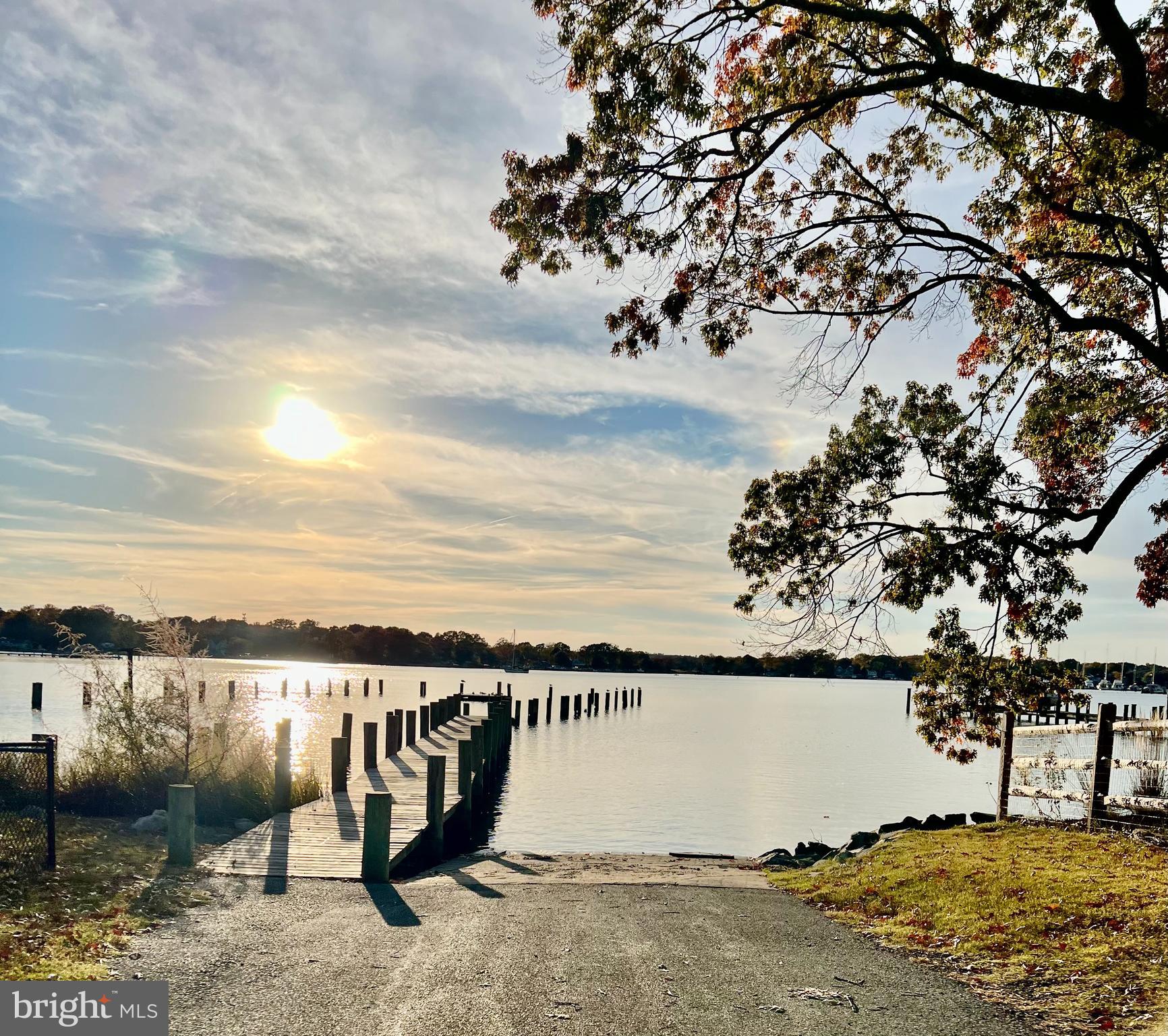 AVALON SHORES - Residential Lease