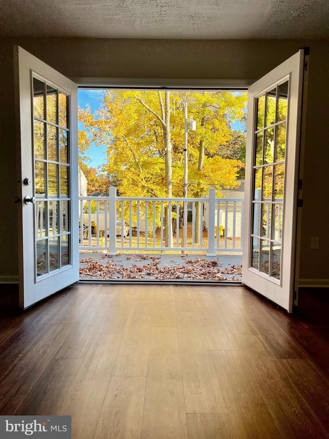 AVALON SHORES - Residential Lease