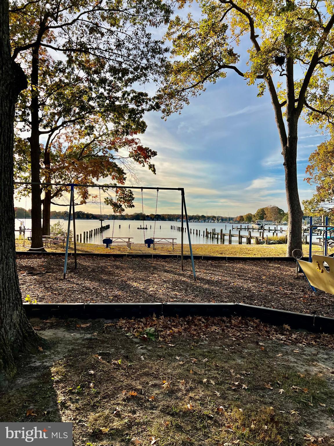 AVALON SHORES - Residential Lease