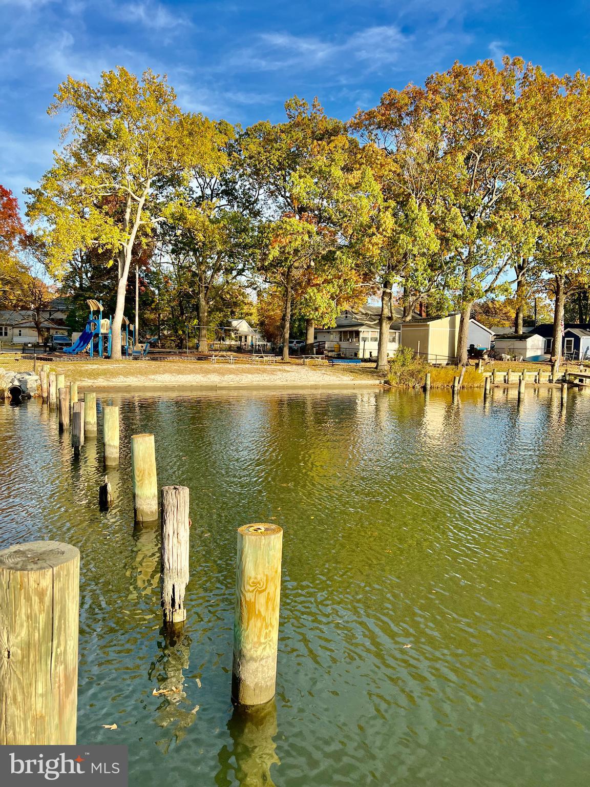 AVALON SHORES - Residential Lease