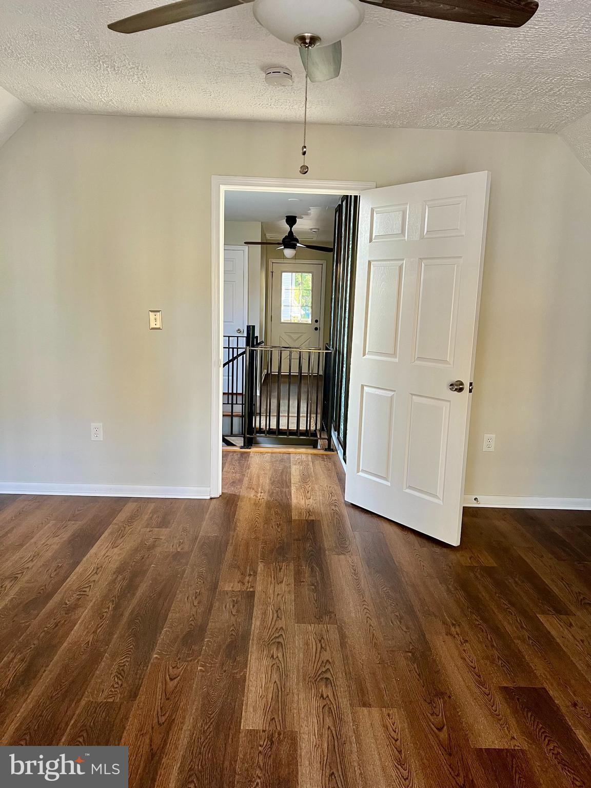 AVALON SHORES - Residential Lease