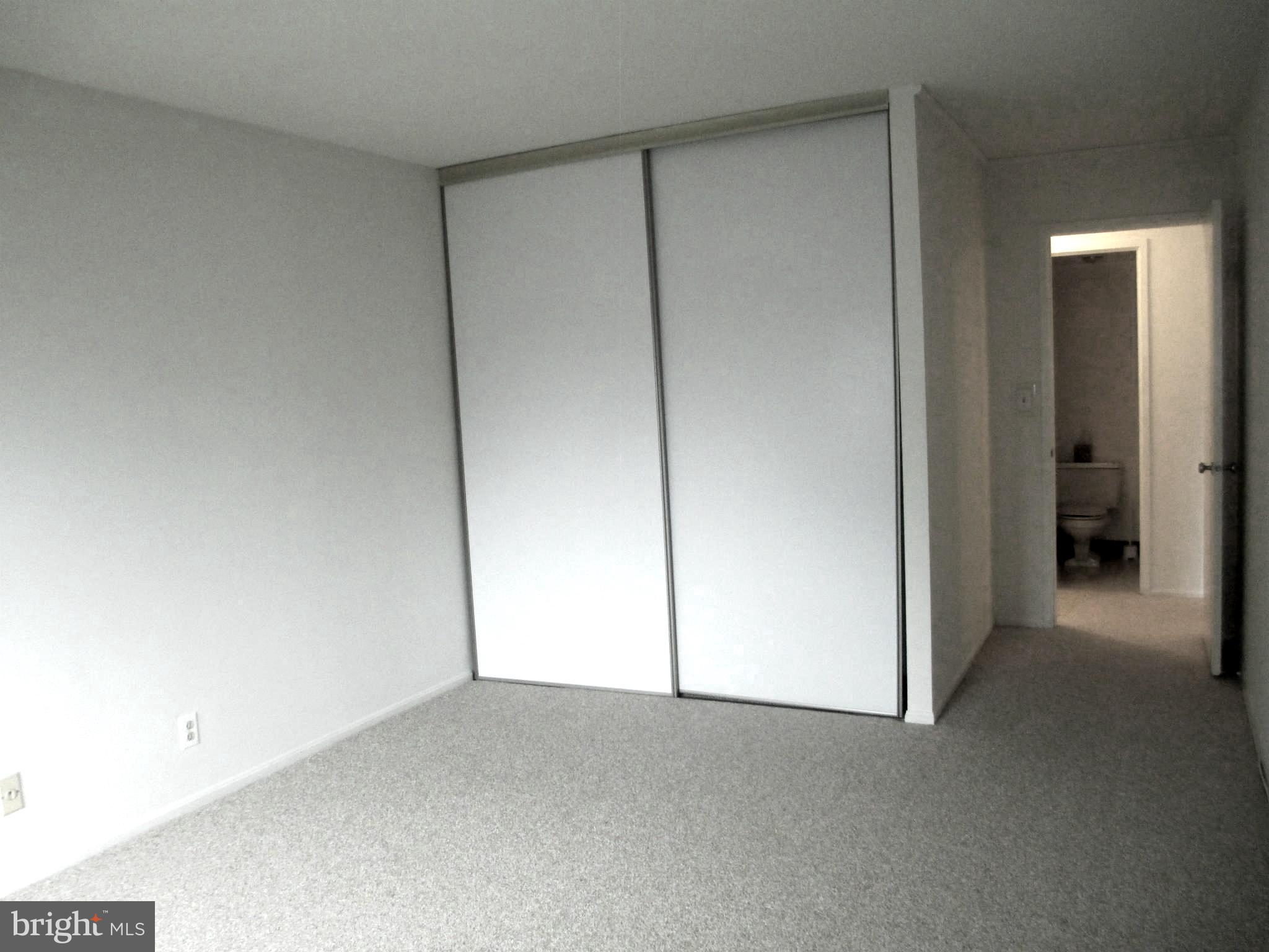 ROTONDA - Residential Lease