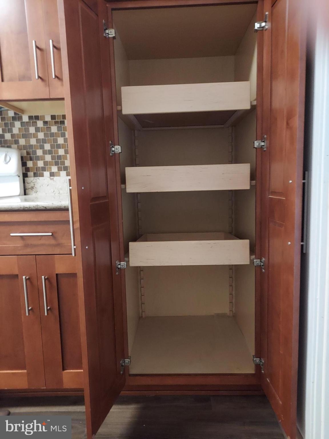 ROTONDA - Residential Lease