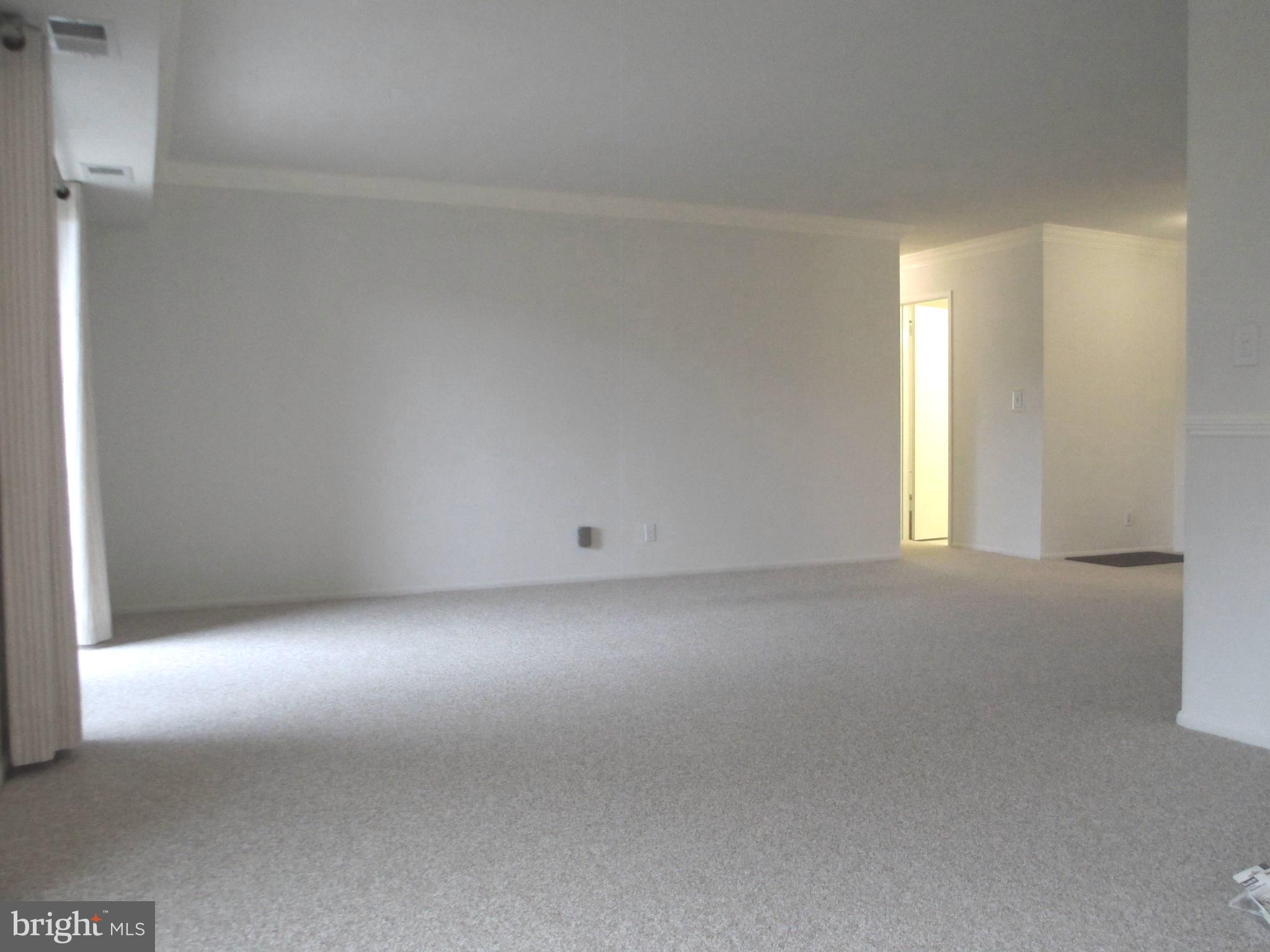 ROTONDA - Residential Lease