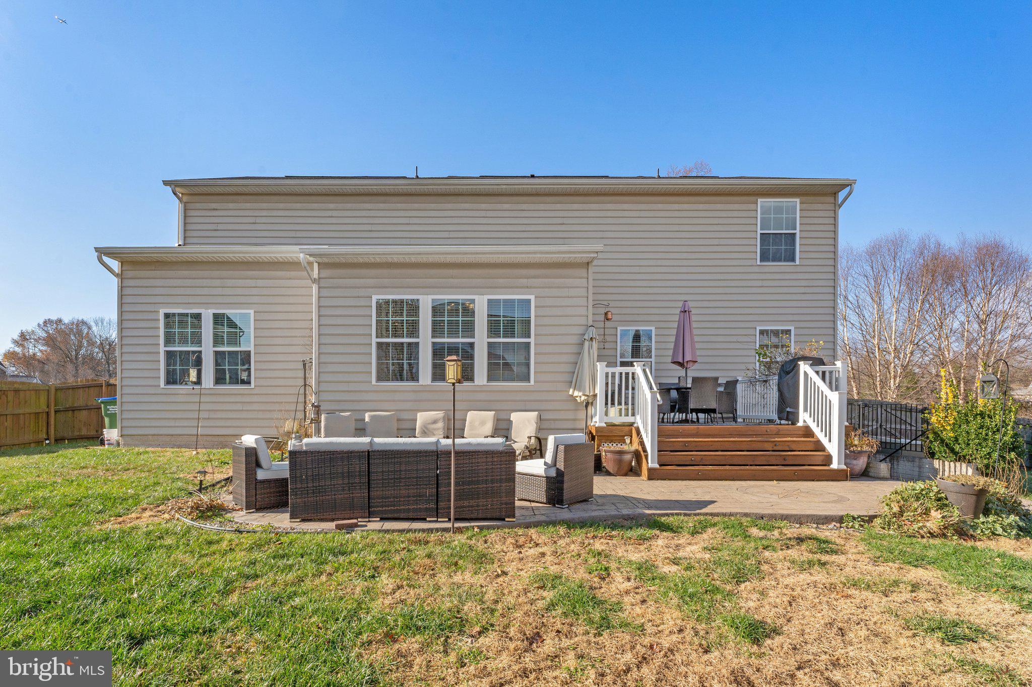 WEST HAMPTON VILLAGE - Residential