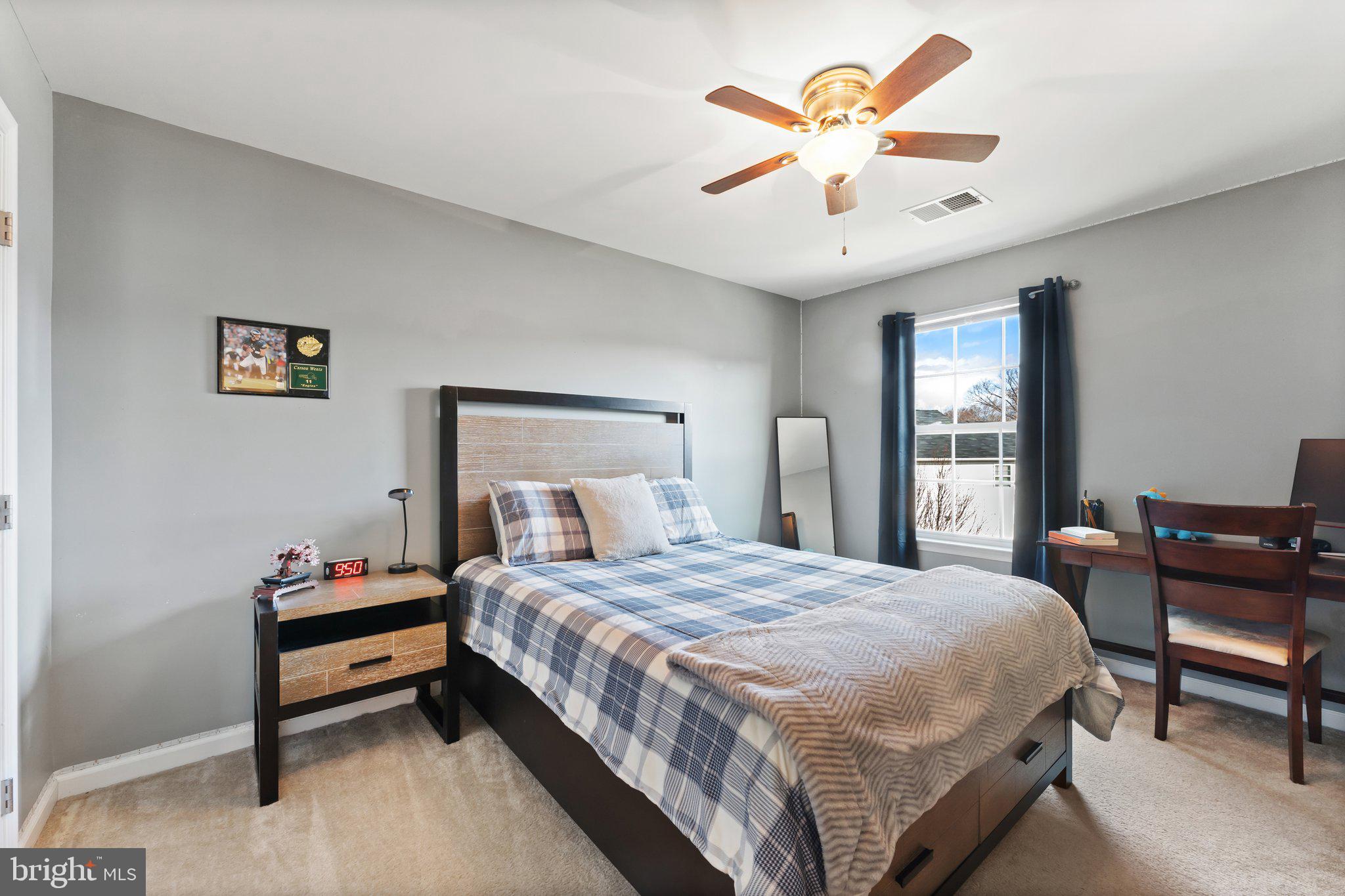 WEST HAMPTON VILLAGE - Residential