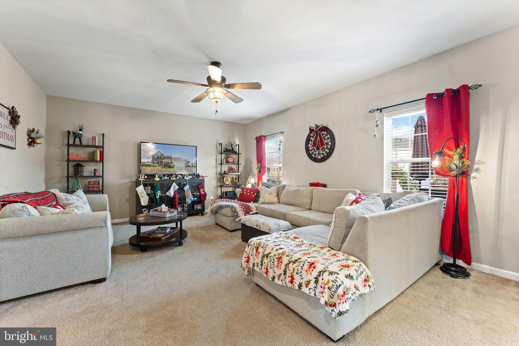 WEST HAMPTON VILLAGE - Residential