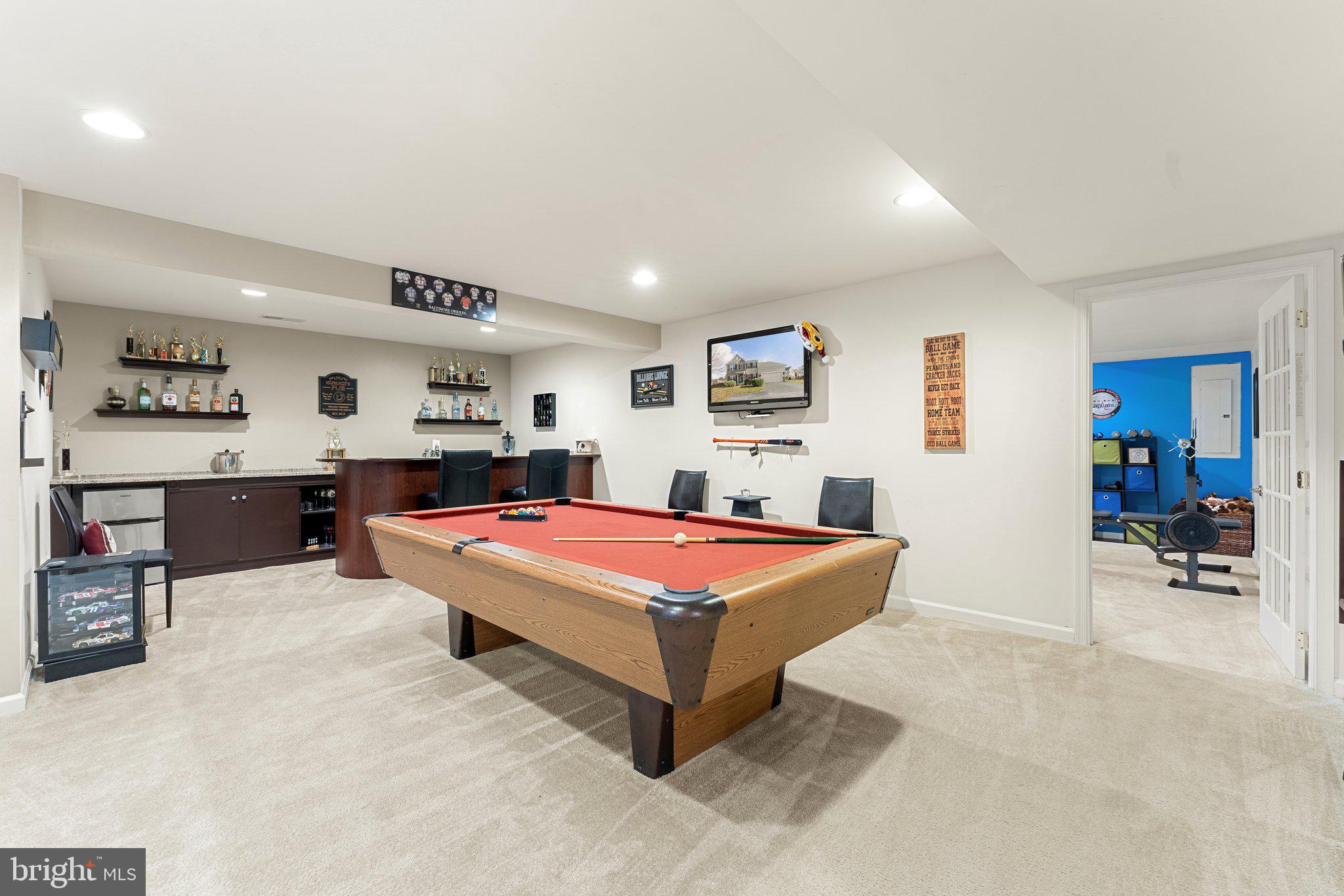 WEST HAMPTON VILLAGE - Residential