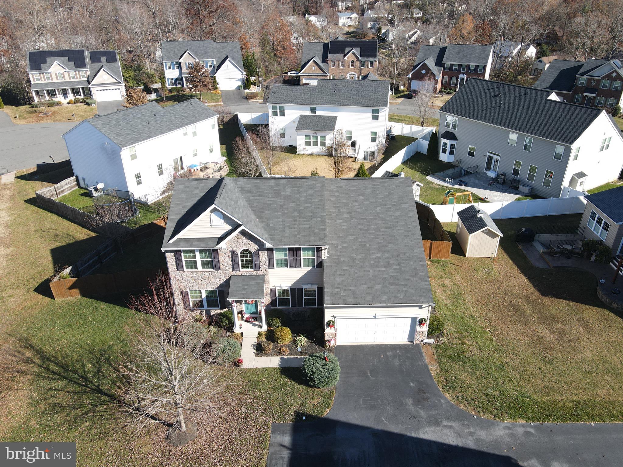 WEST HAMPTON VILLAGE - Residential