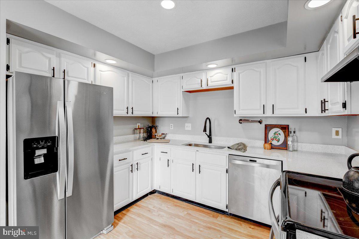 VILLAGE OF DORSEY SEARCH - Residential