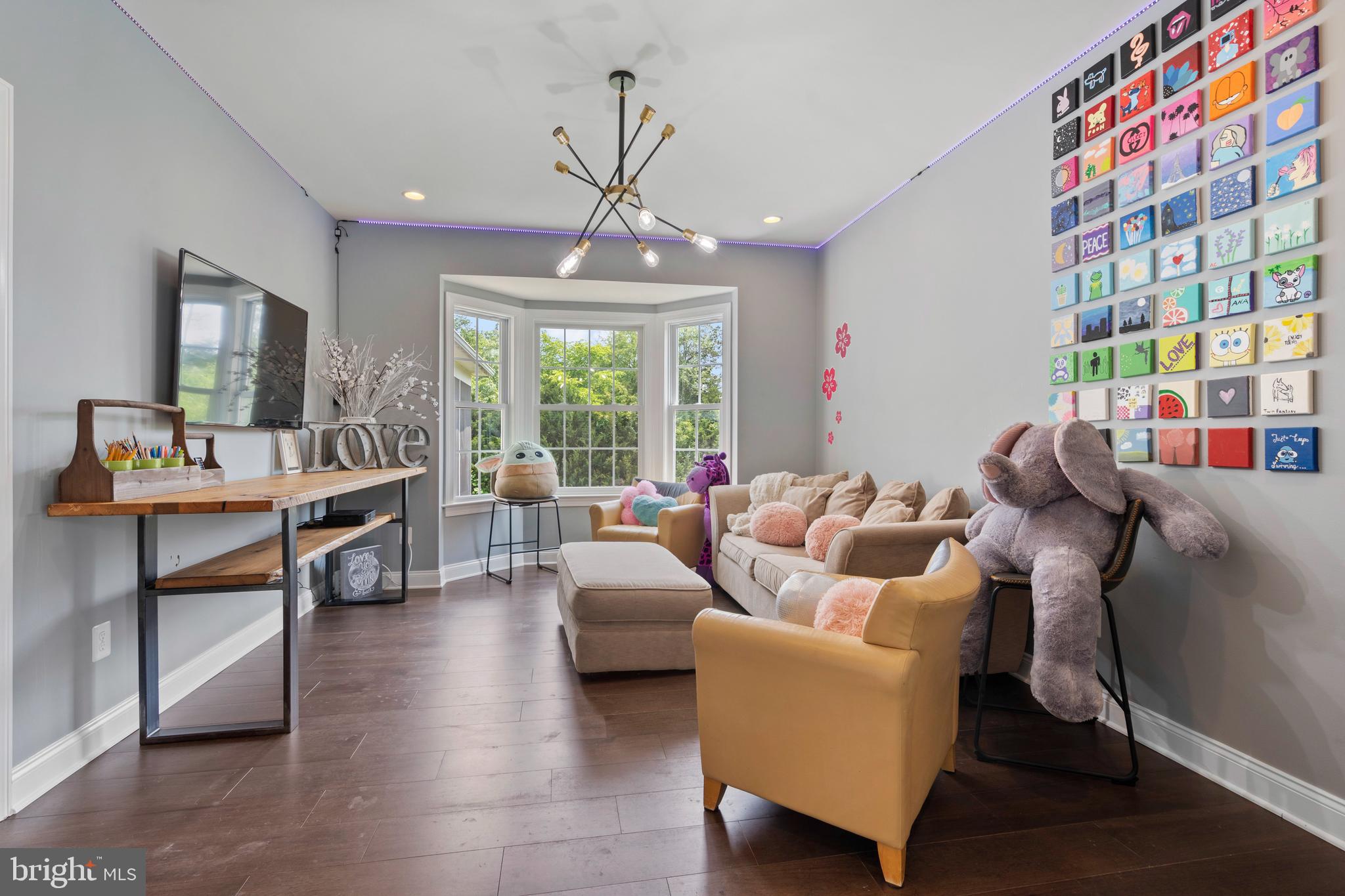 LENAH MILL - Residential