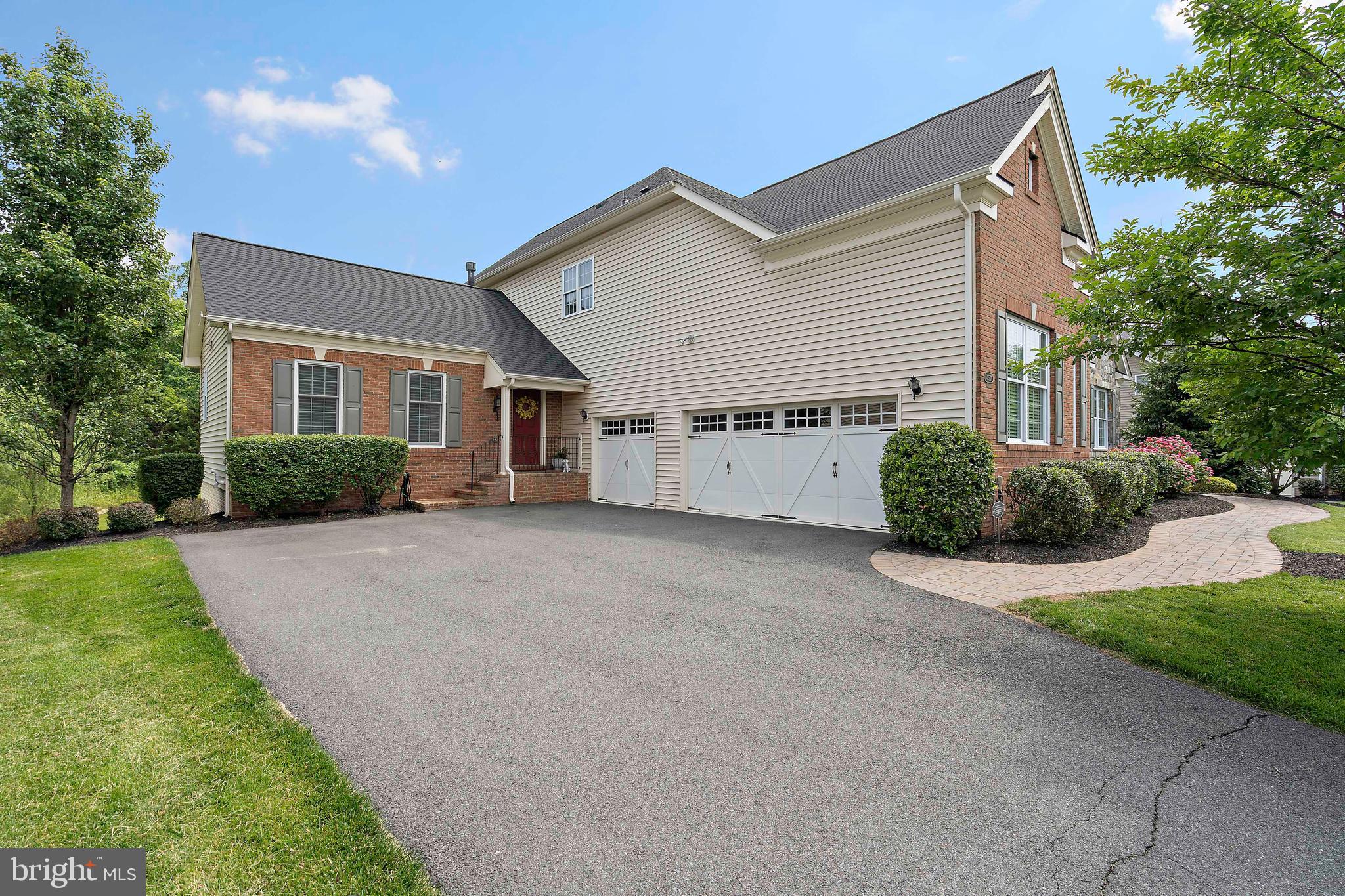 LENAH MILL - Residential