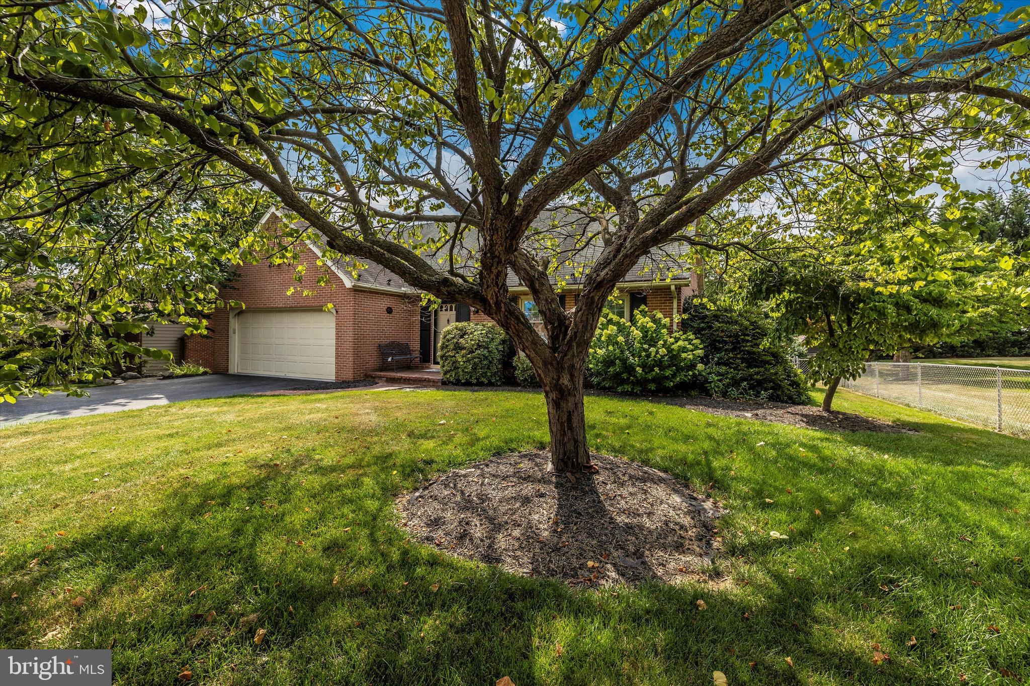 BRUNSWICK - Residential