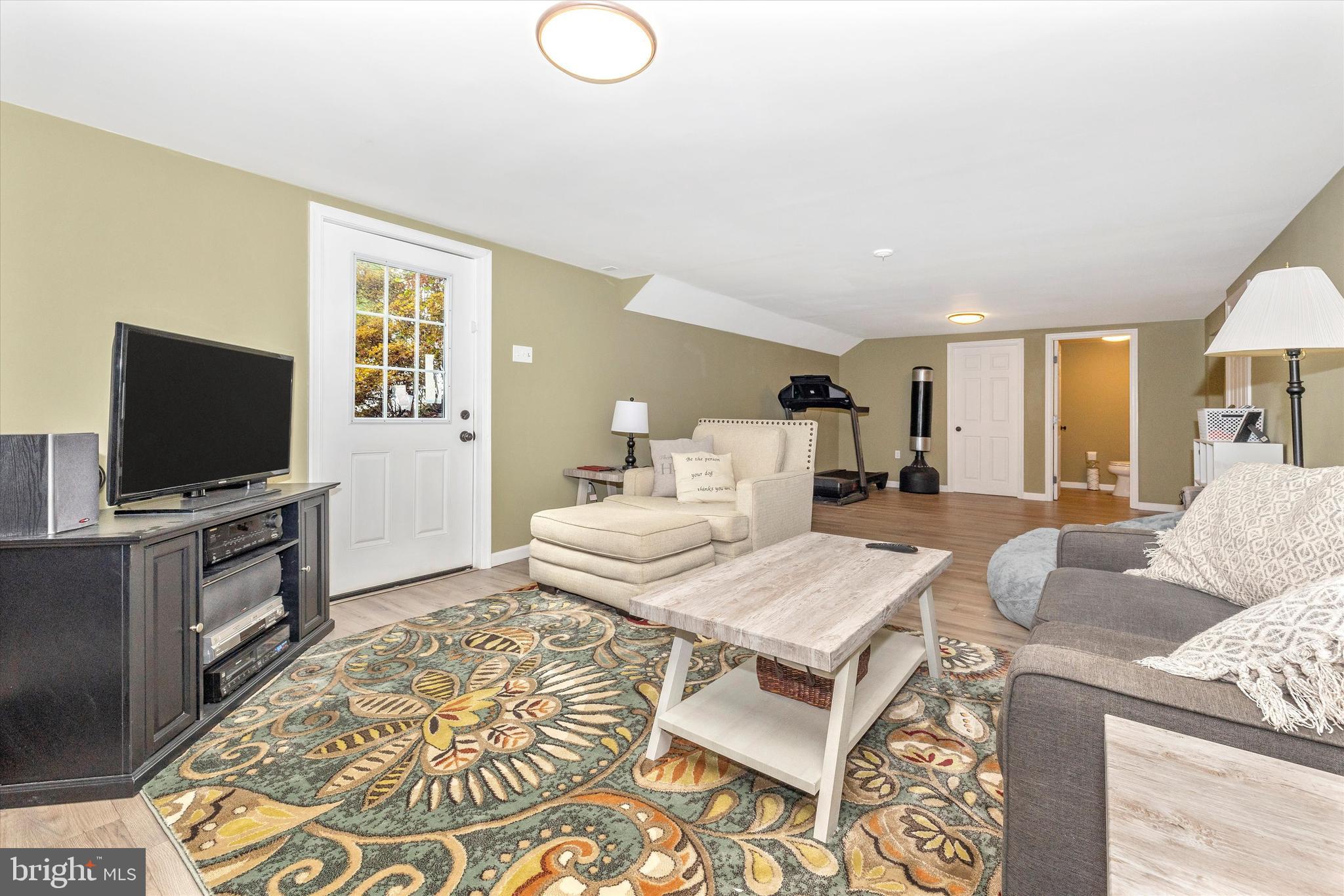 BRUNSWICK - Residential