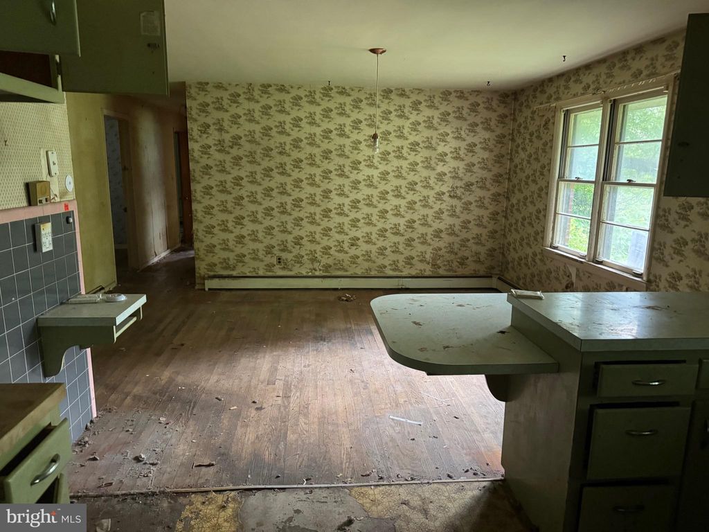 Photo of 740 S Custer Avenue, NEW HOLLAND, PA 17557 (MLS # PALA2069872)