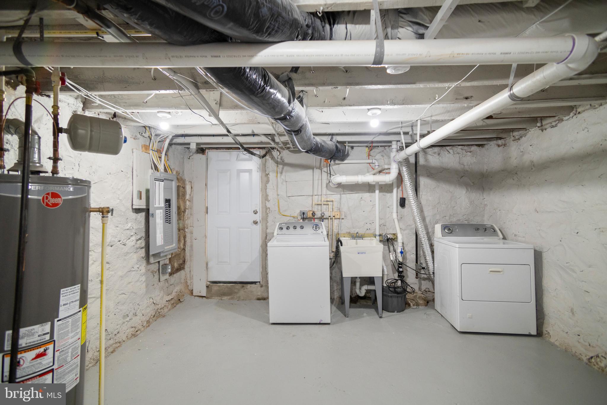 EDMONDSON VILLAGE - Residential Lease