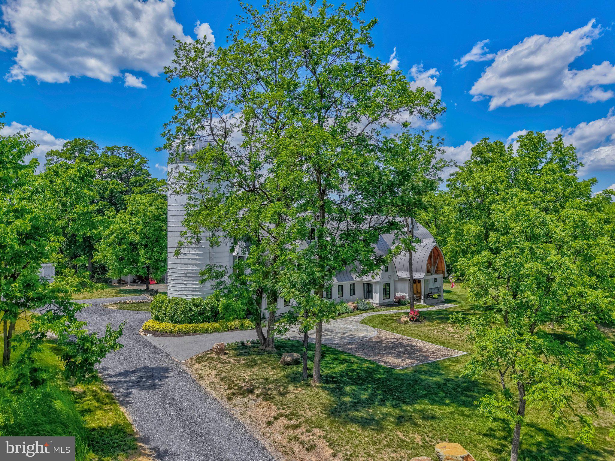 STONELEIGH - Residential