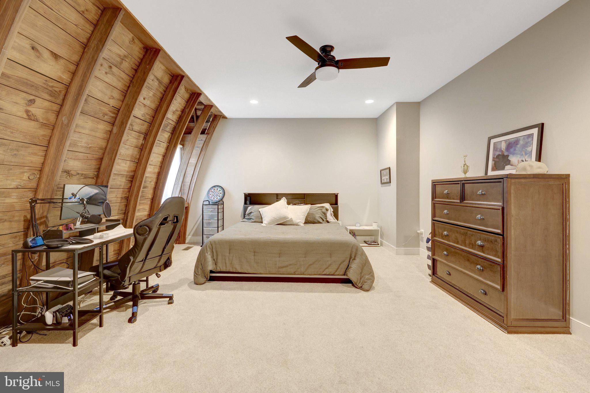 STONELEIGH - Residential