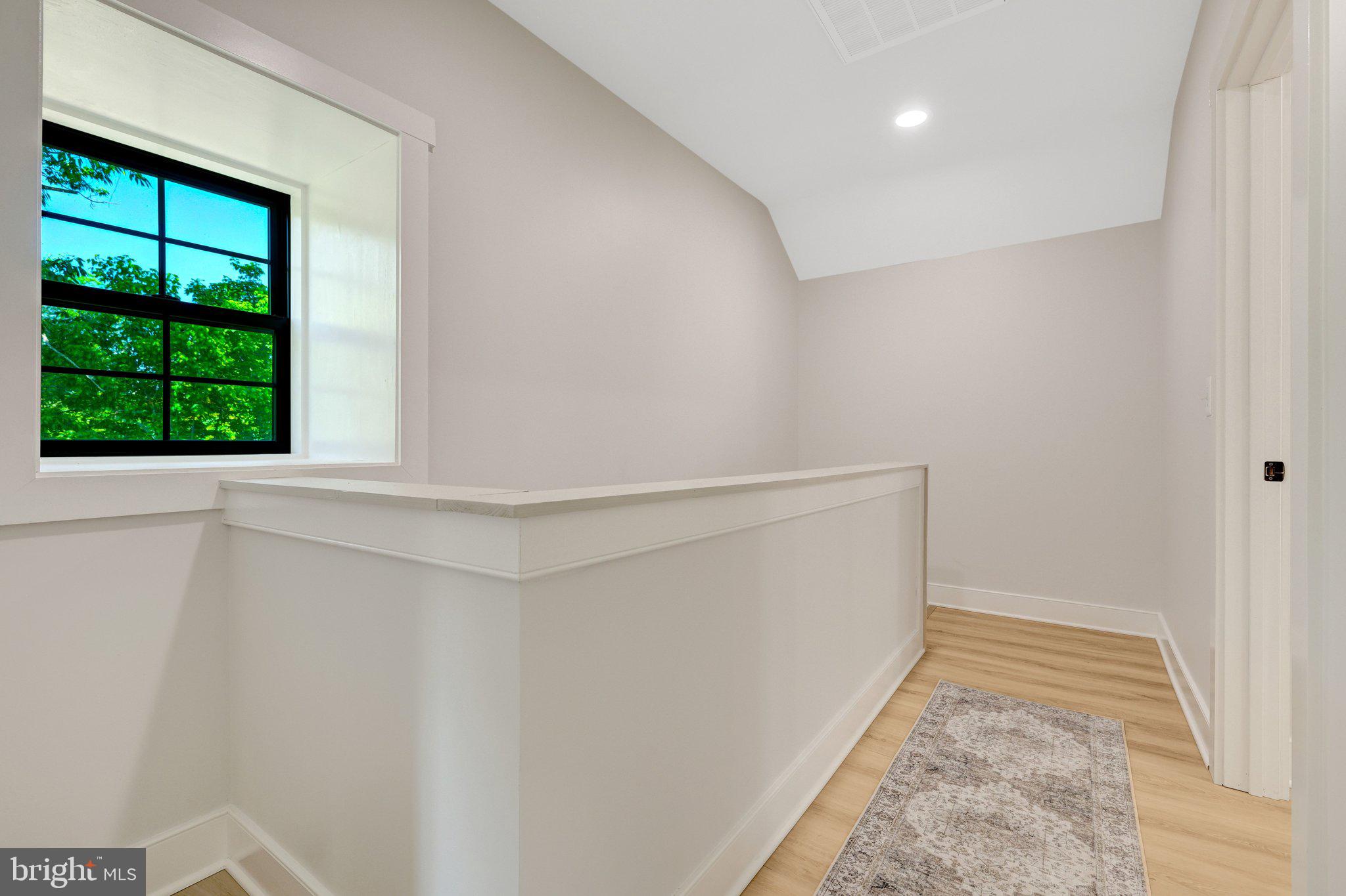 STONELEIGH - Residential