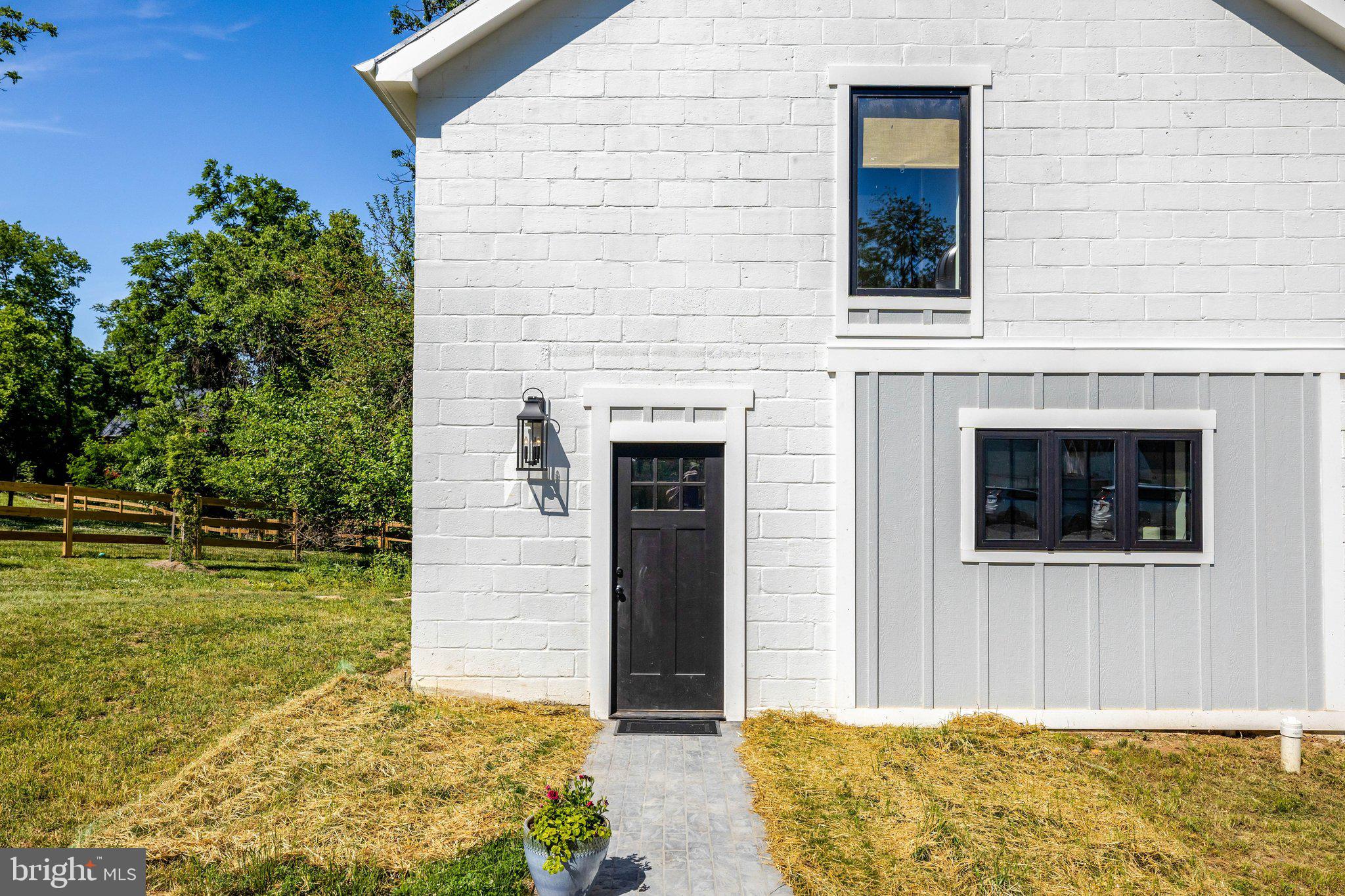 STONELEIGH - Residential