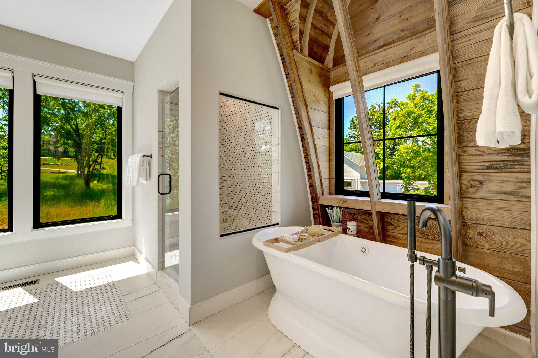 STONELEIGH - Residential