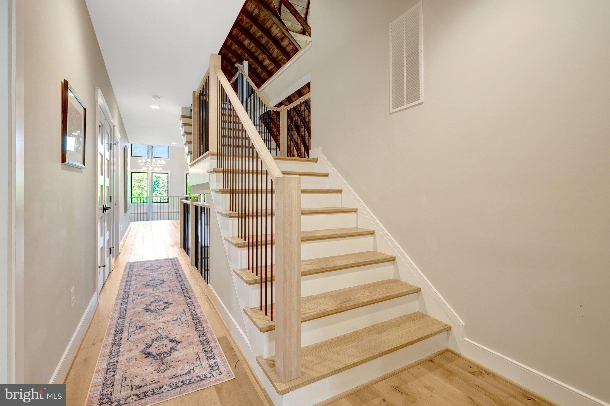 STONELEIGH - Residential