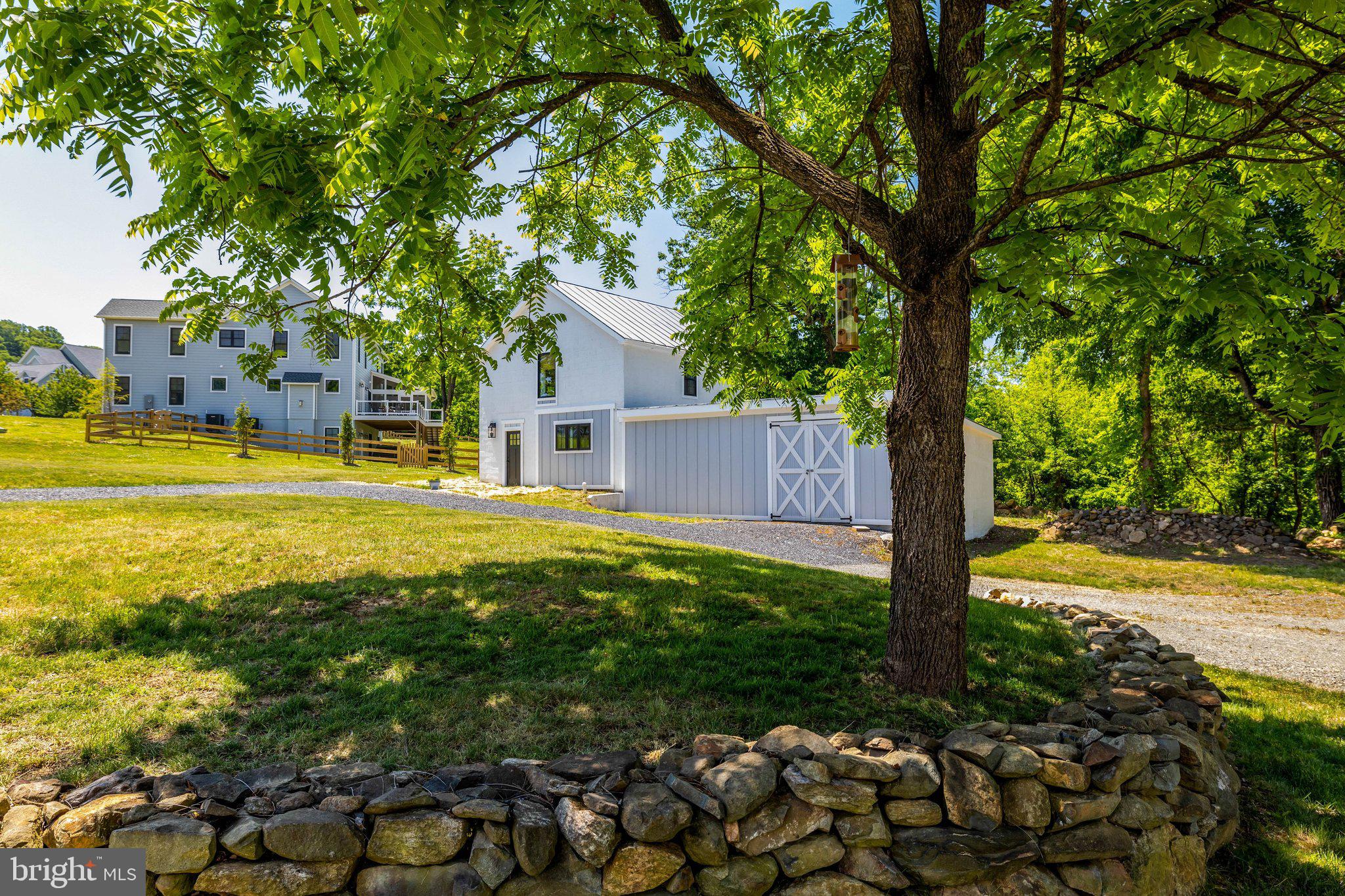 STONELEIGH - Residential