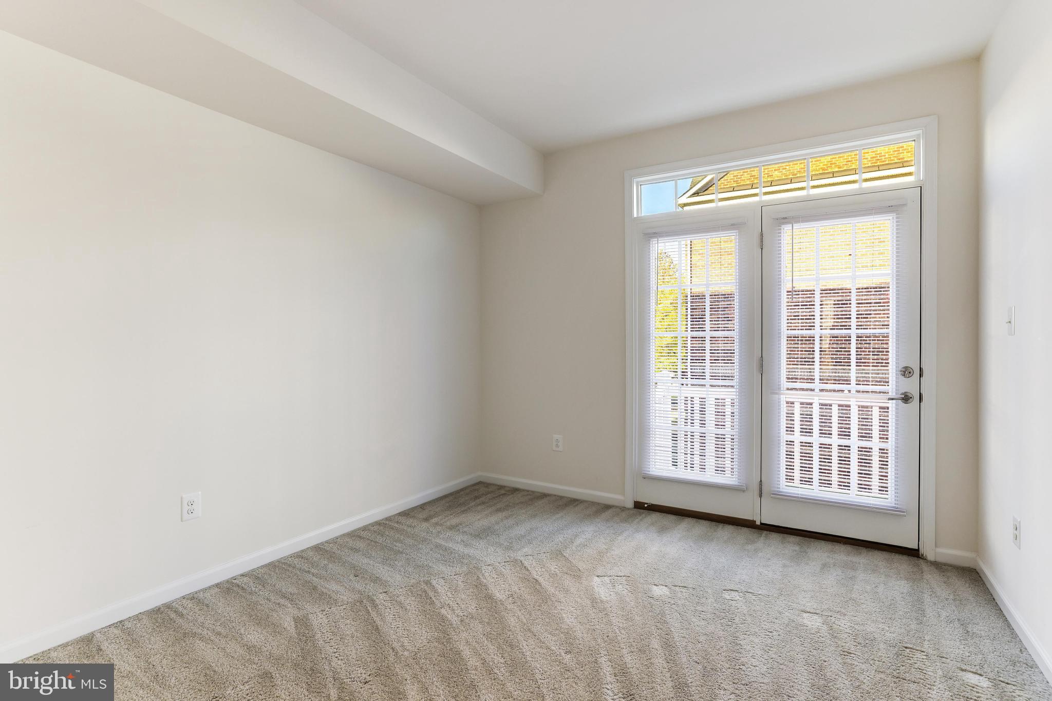 DISCOVERY SQUARE - Residential Lease