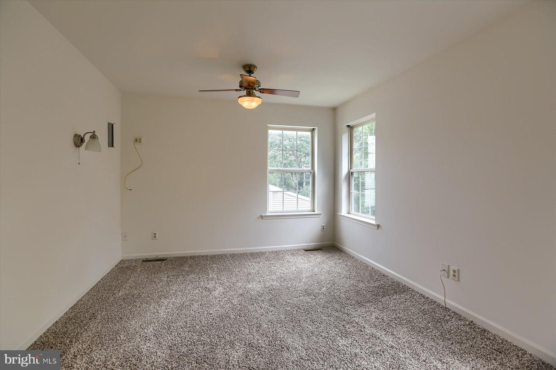 WOODSIDE COURT - Residential