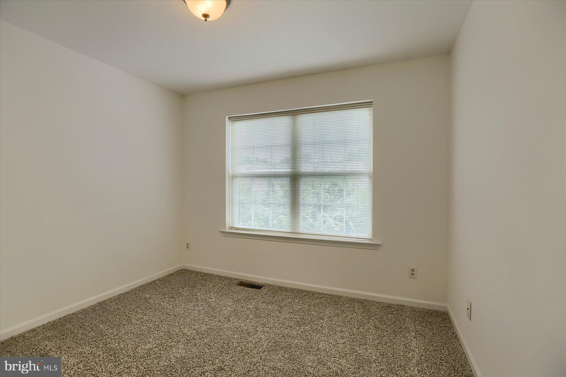 WOODSIDE COURT - Residential