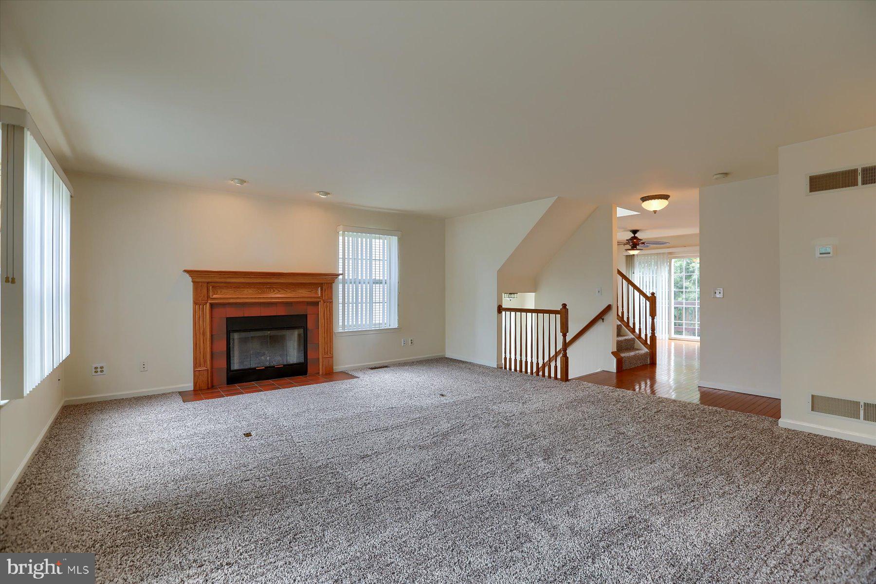 WOODSIDE COURT - Residential