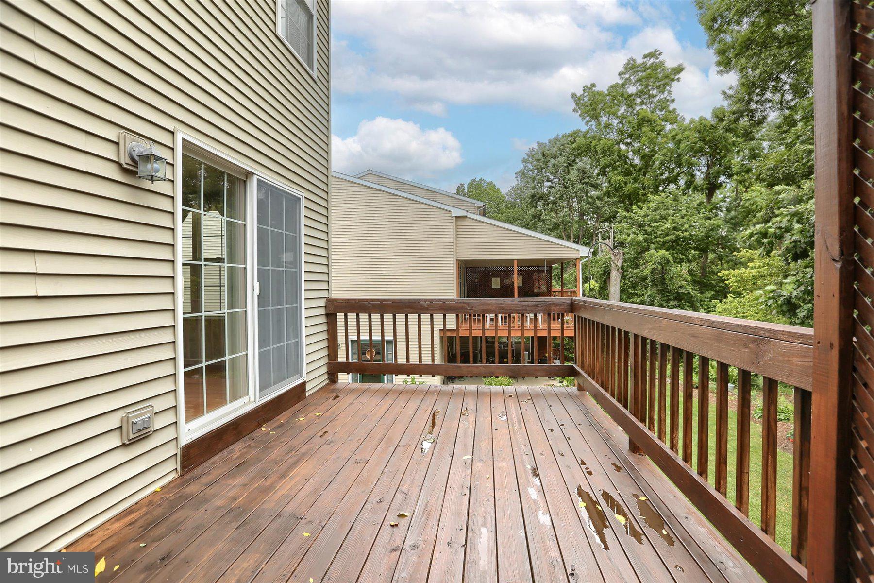 WOODSIDE COURT - Residential