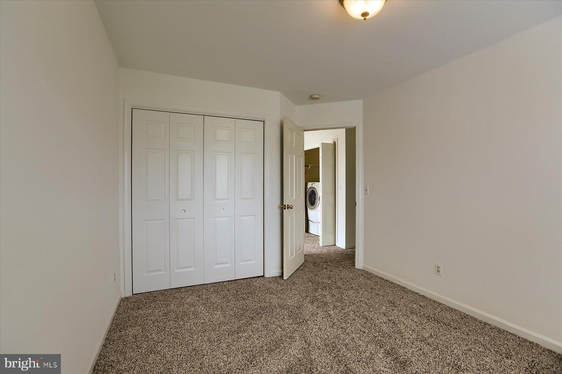 WOODSIDE COURT - Residential