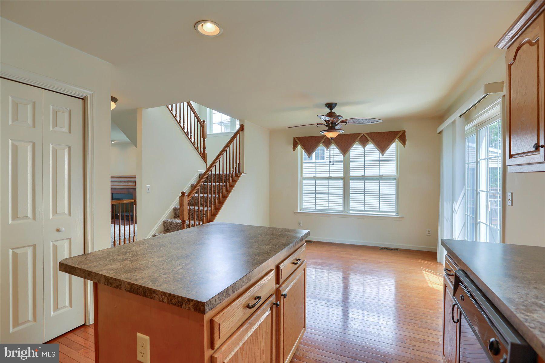 WOODSIDE COURT - Residential