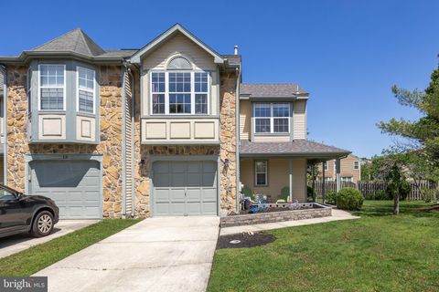 Property photo of 15 Knighton Lane, Mount Laurel, NJ 08054