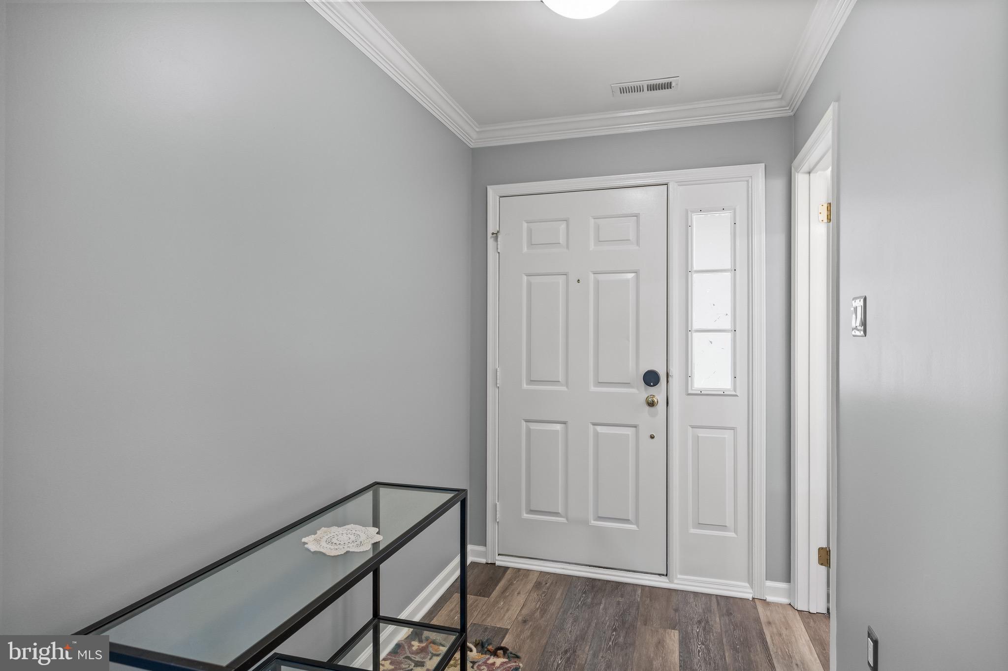 15 KNIGHTON LANE