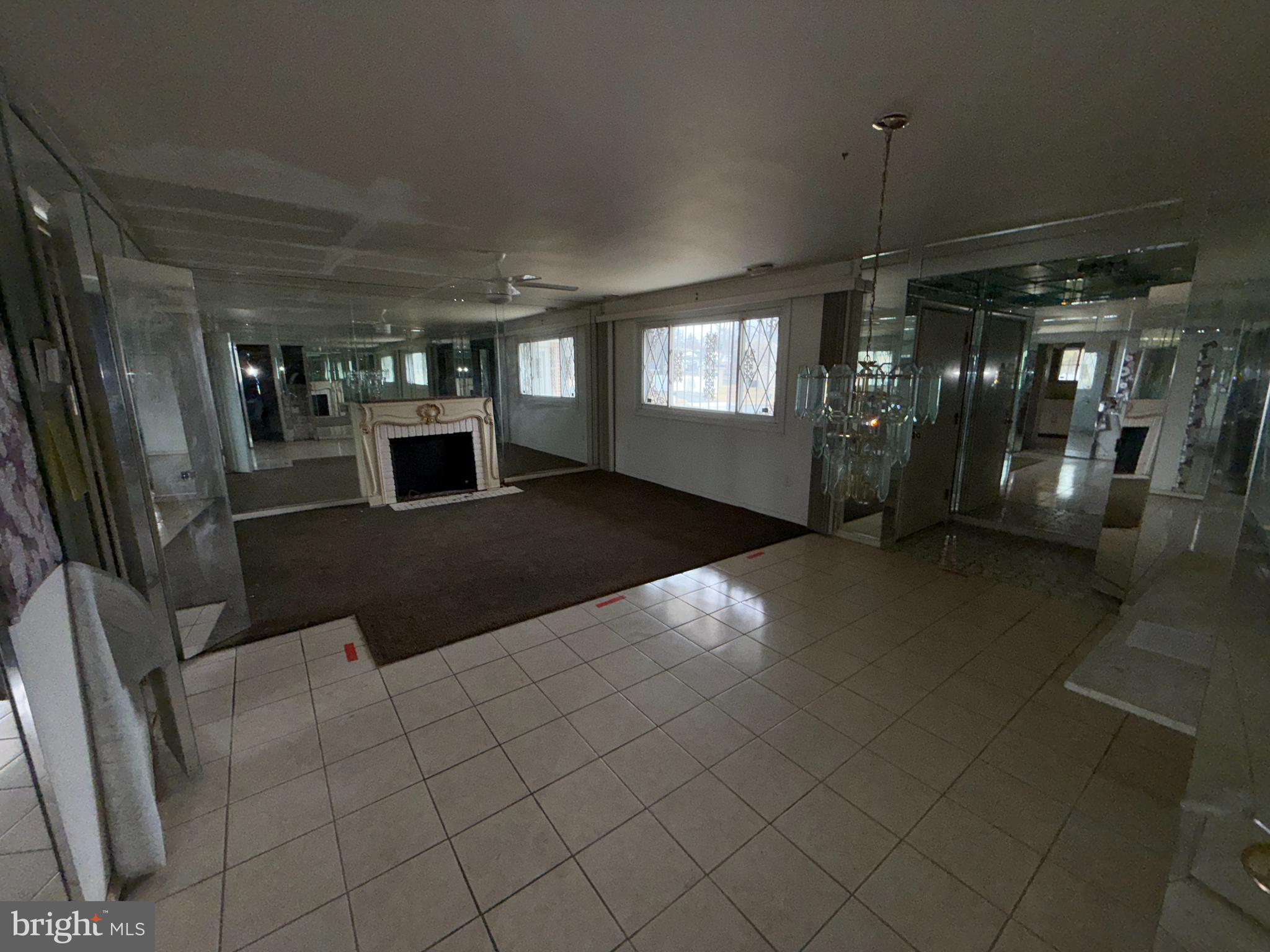 RANDALLSTOWN - Residential